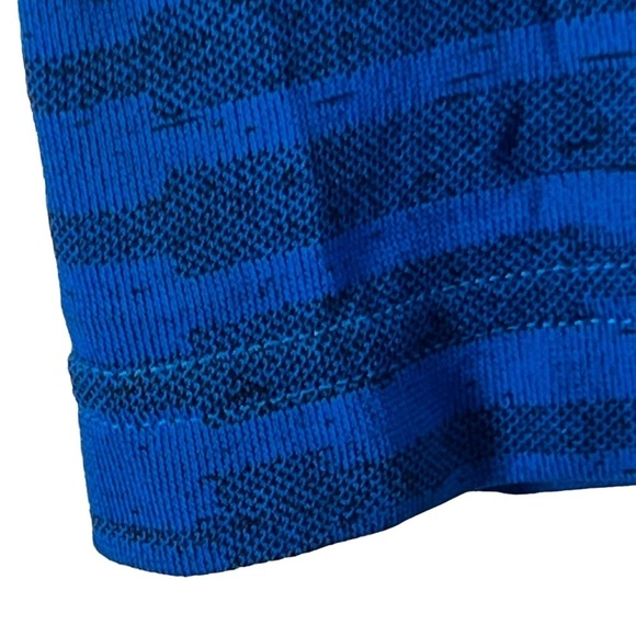 Under Armour Men's T-Shirt XL Striped Blue Crew Neck Short Sleeves Lightweight - Picture 2 of 9